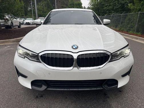 Mineral White Metallic 2022 BMW 330 330i