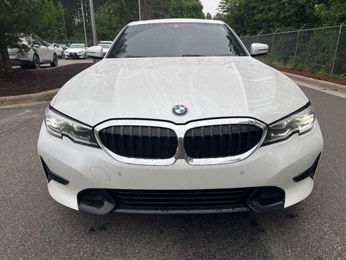 Mineral White Metallic 2022 BMW 330 330i