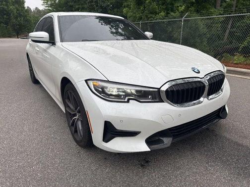 Mineral White Metallic 2022 BMW 330 330i
