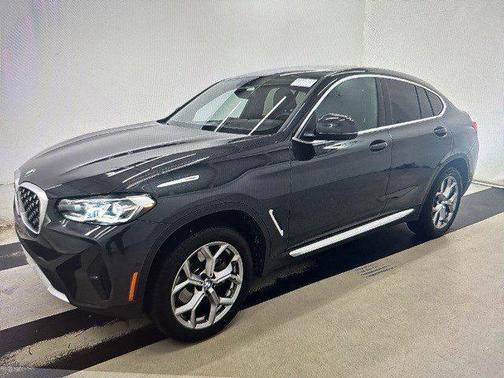 2024 BMW X4 xDrive30i