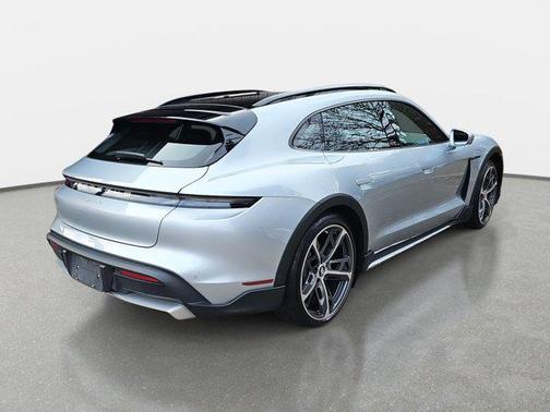 2023 Porsche Taycan 4