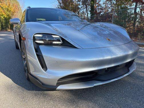 2023 Porsche Taycan 4