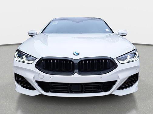 2025 BMW 840 i