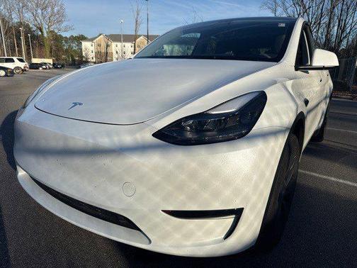 2024 Tesla Model Y Long Range Dual Motor All-Wheel Drive