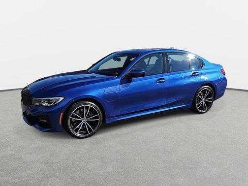 2021 BMW 330e Base