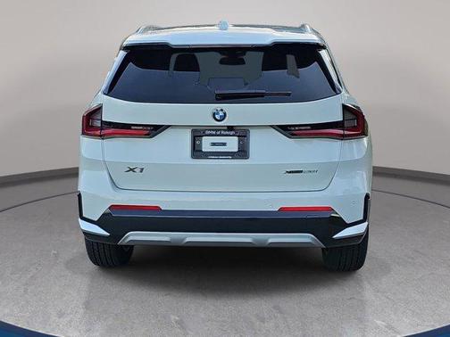 Alpine White 2026 BMW X1 xDrive28i