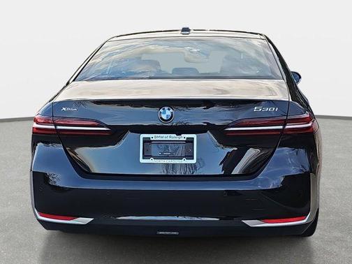 2025 BMW 530 xDrive
