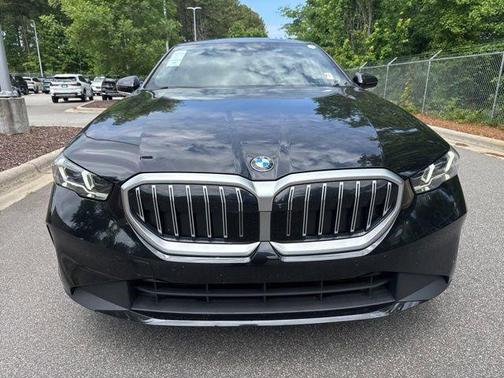 Black Sapphire Metallic 2026 BMW 530 530i