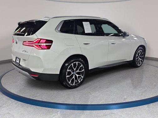 Mineral White Metallic 2025 BMW X3 30 xDrive