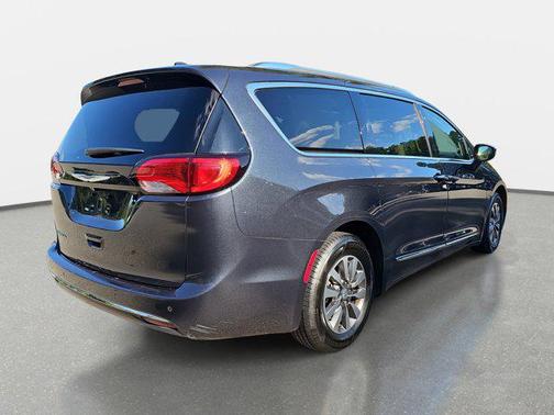 2020 Chrysler Pacifica Touring-L Plus