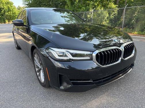 Black Sapphire Metallic 2023 BMW 530 i