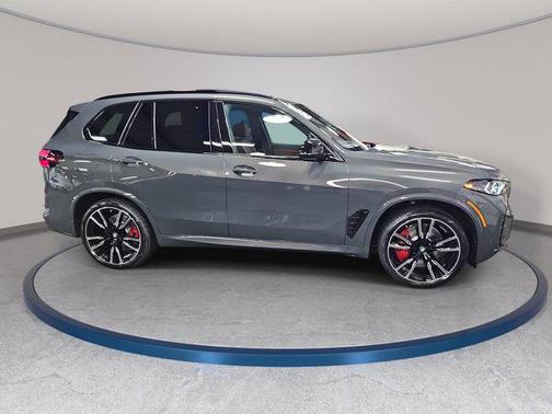 Dravit Grey Metallic 2026 BMW X5 M60i