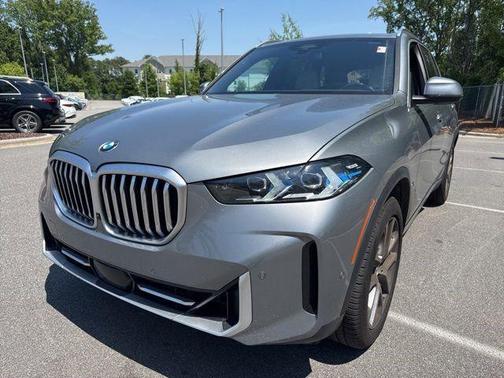 Skyscraper Grey Metallic 2024 BMW X5 xDrive40i