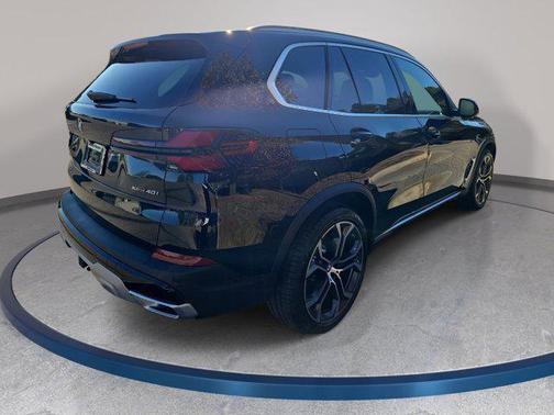 Black Sapphire Metallic 2026 BMW X5 xDrive40i