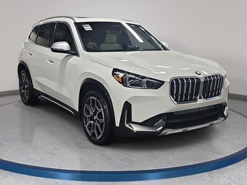 Alpine White 2023 BMW X1 xDrive28i
