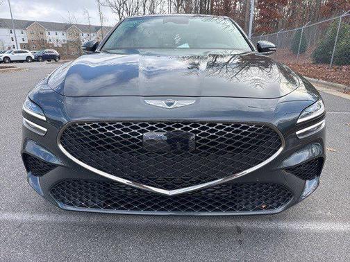 2023 Genesis G70 2.0T RWD