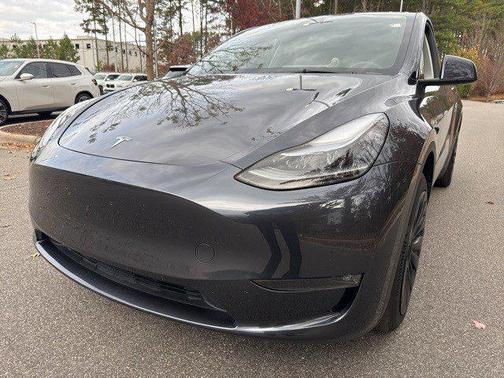 2024 Tesla Model Y Long Range Dual Motor All-Wheel Drive