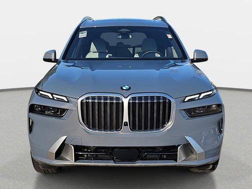 Sparkling Copper Metallic 2026 BMW X7 xDrive40i