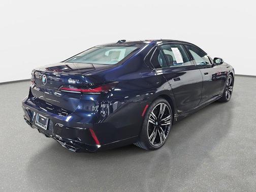 2023 BMW 760 i xDrive