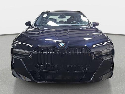 2023 BMW 760 i xDrive