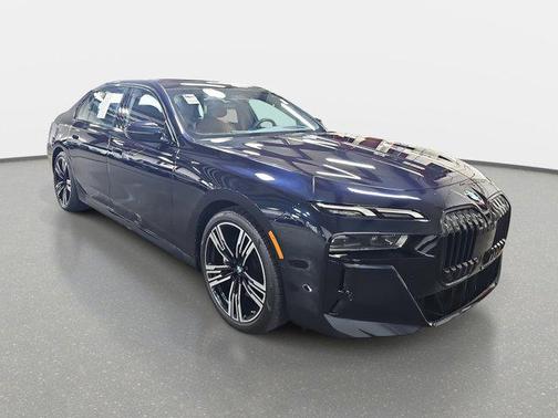 2023 BMW 760 i xDrive