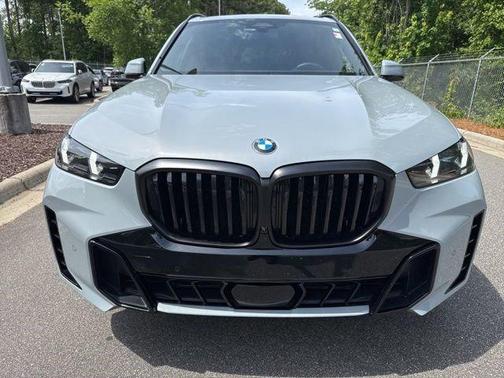 Brooklyn Grey Metallic 2024 BMW X5 xDrive40i