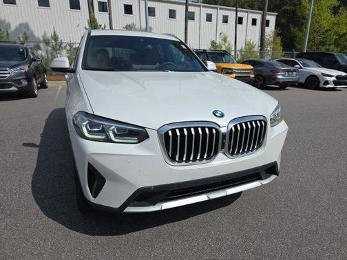 Mineral White Metallic 2023 BMW X3 xDrive30i