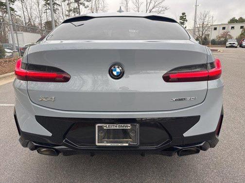 2023 BMW X4 xDrive30i