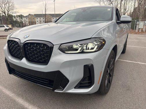 2023 BMW X4 xDrive30i