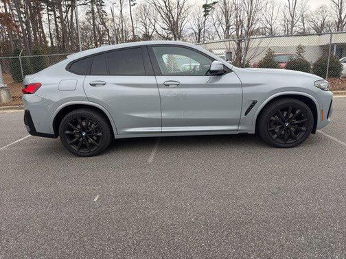 2023 BMW X4 xDrive30i