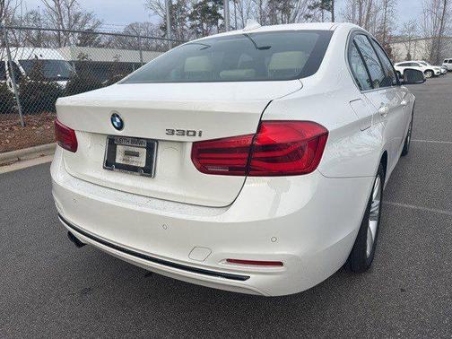 2017 BMW 330 330i