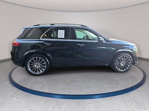 Emerald Green 2021 Mercedes-Benz GLE 350 4MATIC