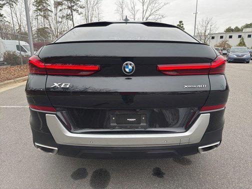 2023 BMW X6 xDrive40i