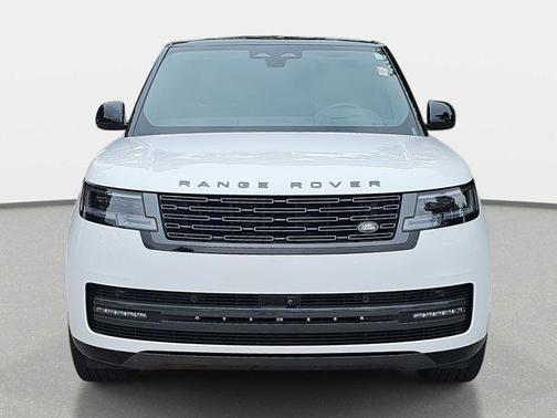 2025 Land Rover Range Rover P400 SE 7 Seat