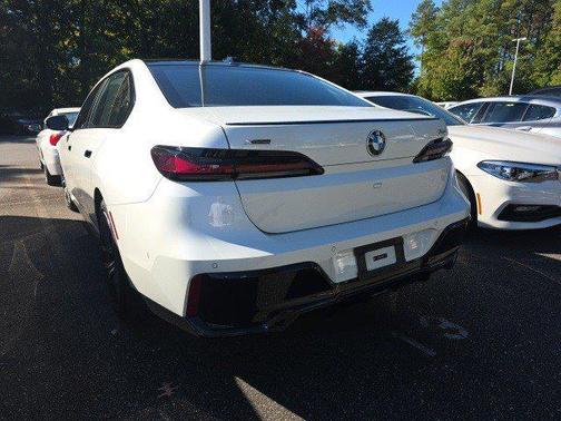 2025 BMW 740 xDrive