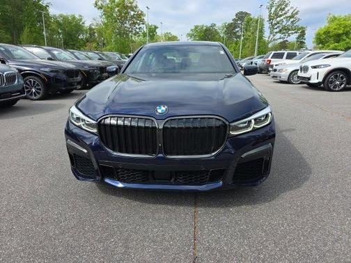 2021 BMW 740 740i
