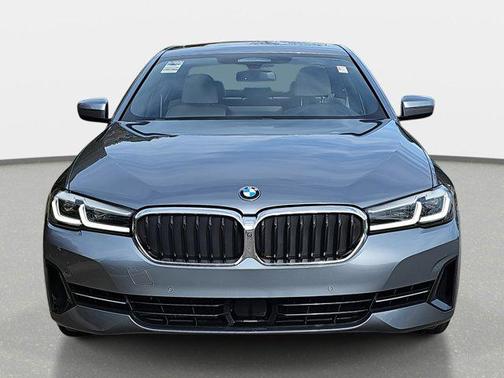 2021 BMW 540 540i