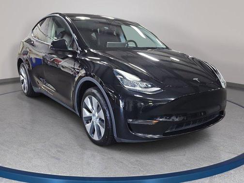 Solid Black 2022 Tesla Model Y Long Range Dual Motor All-Wheel Drive