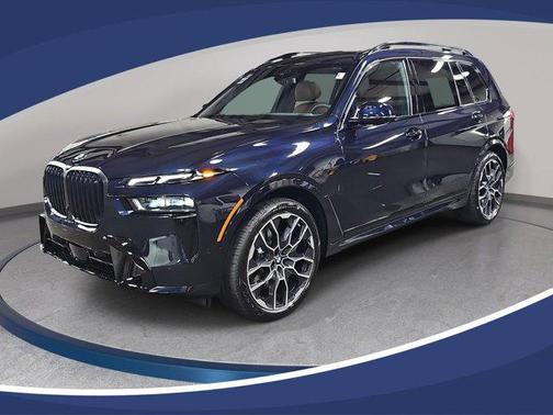 Carbon Black Metallic 2026 BMW X7 xDrive40i
