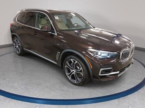 Sparkling Brown Metallic 2022 BMW X5 sDrive40i