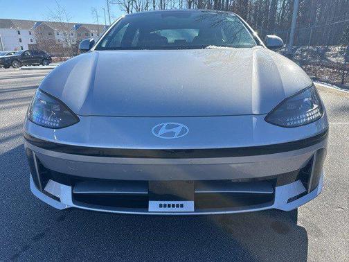 2024 Hyundai IONIQ 6 Limited