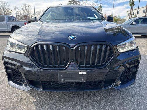 2022 BMW X6 M50i