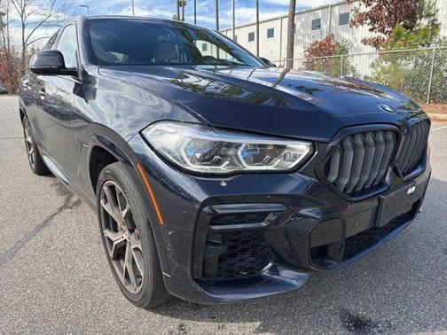 2022 BMW X6 M50i