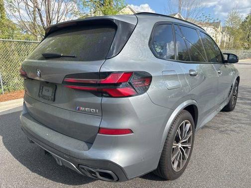 Skyscraper Grey Metallic 2024 BMW X5 M60i