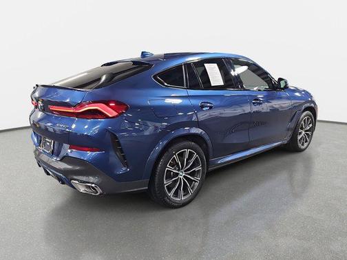 2023 BMW X6 xDrive40i
