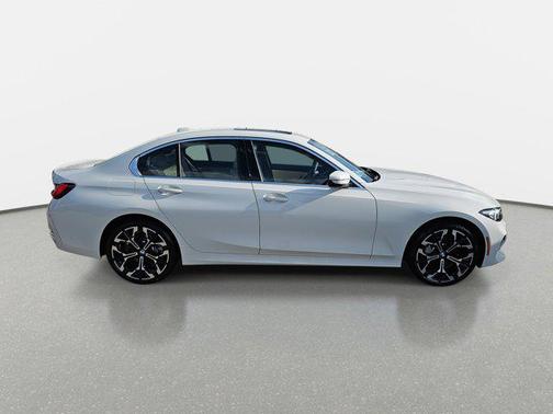 2025 BMW 330 i xDrive