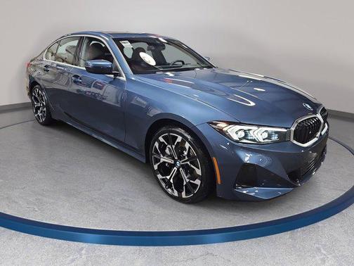 Arctic Race Blue Metallic 2026 BMW 330 330i