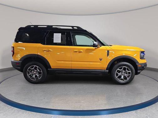 CYBER ORANGE METALLIC TC 2022 Ford Bronco Sport Badlands