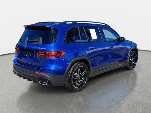 2025 Mercedes-Benz GLB 250 4MATIC