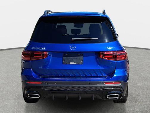 2025 Mercedes-Benz GLB 250 4MATIC